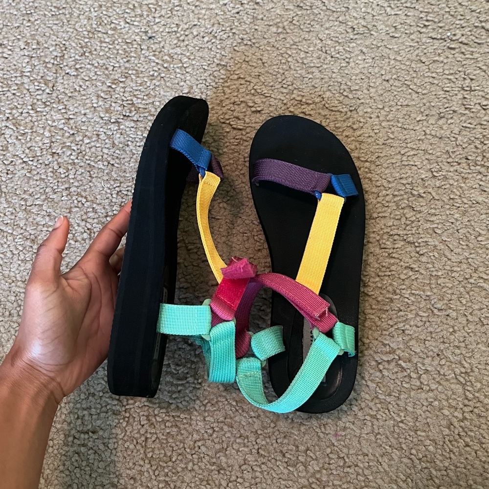 steve madden multi colored strap henley sandal - Picture 2 of 2